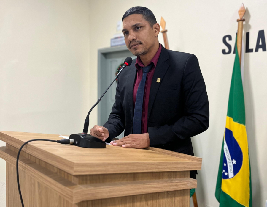 Vereador Célio Vaz (União Brasil) de Manoel Urbano celebra aprovação do PL 001/2025