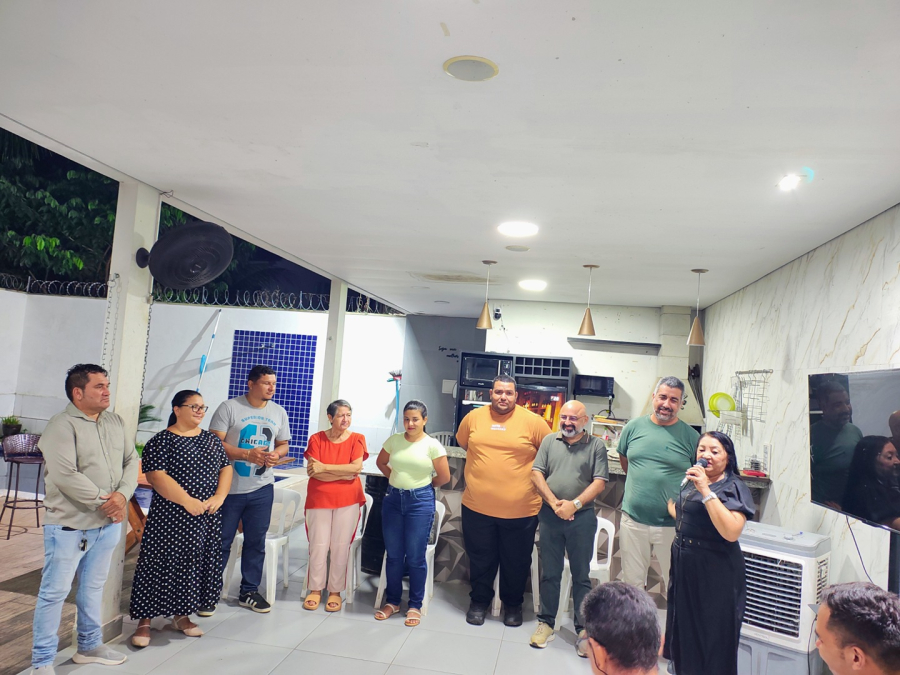 Sirnande Melo toma posse para segundo mandato na AMBAP em cerimônia marcada por apoio institucional e lideranças comunitárias